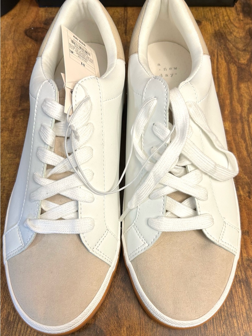 A New Day Women’s Maddison Sneakers Size 11 FLAWED